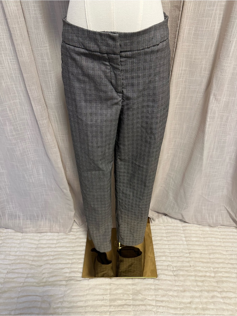 Carolina Belle Gray Plaid Straight Leg Dress Pants